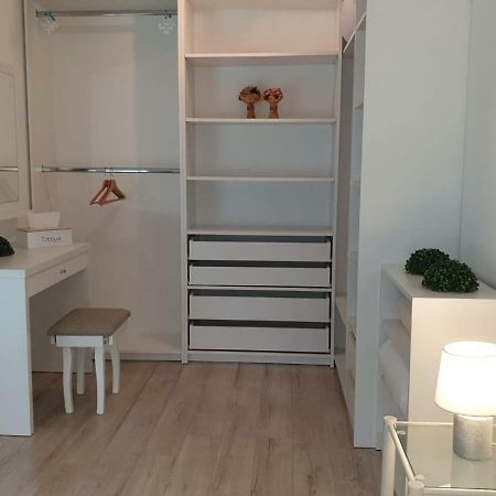 Апартаменты Apartament Ana Premium Орадя Экстерьер фото