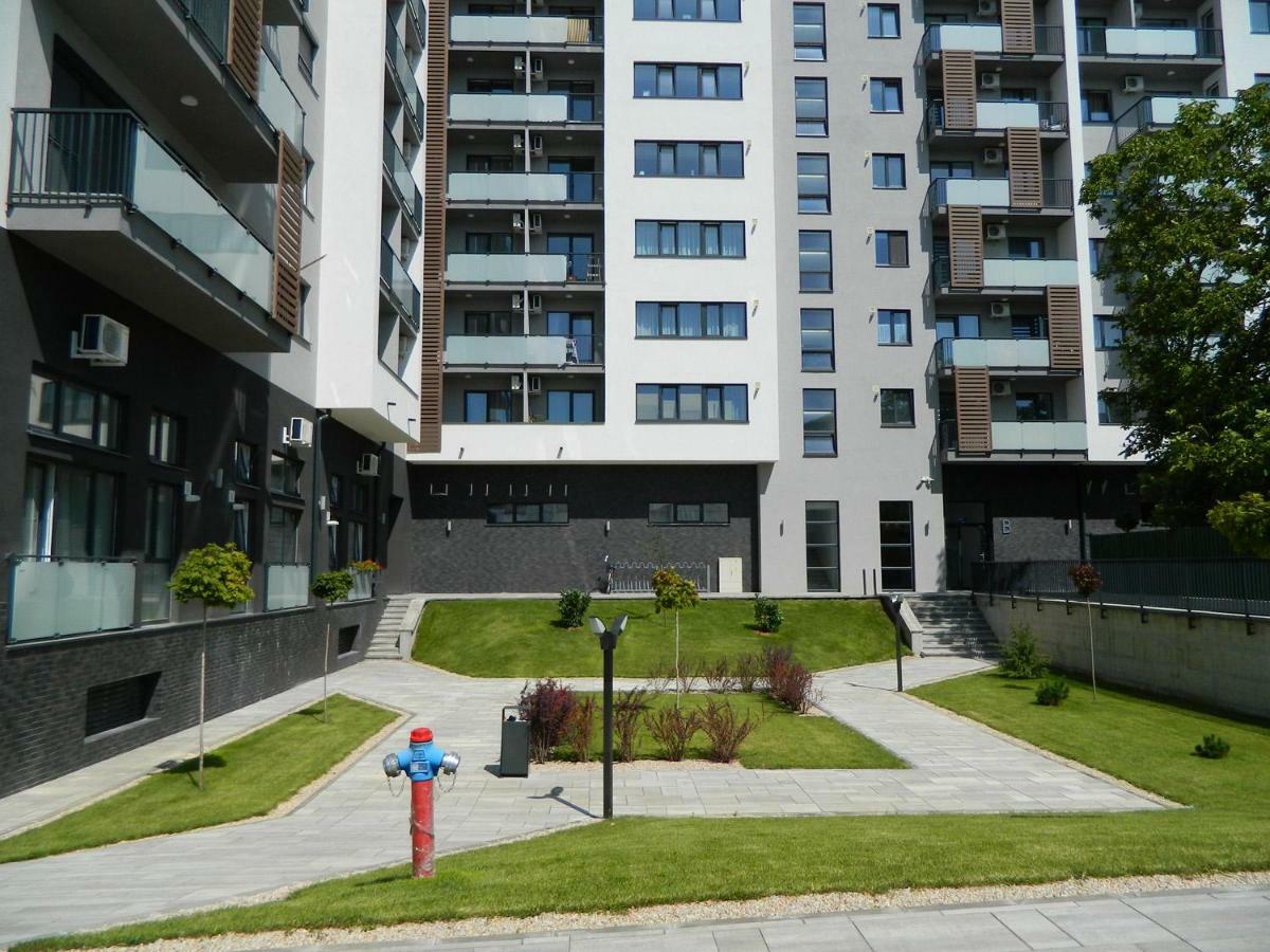 Апартаменты Apartament Ana Premium Орадя Экстерьер фото