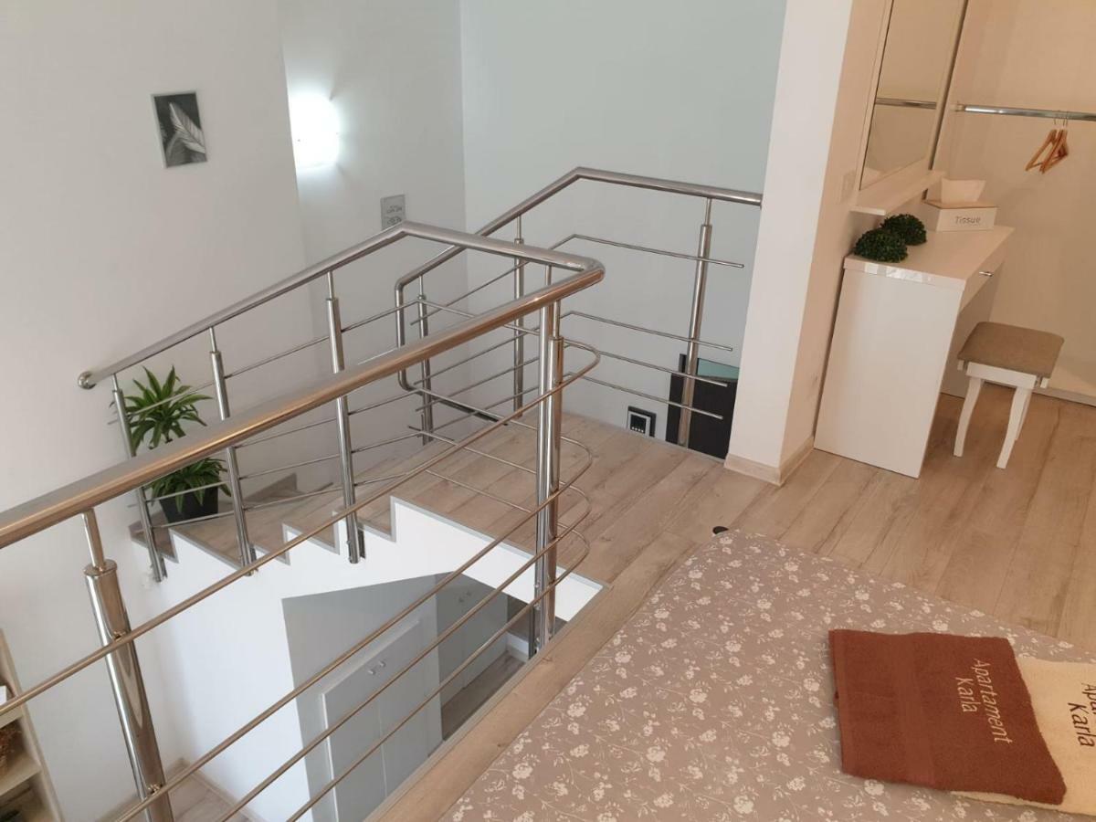 Апартаменты Apartament Ana Premium Орадя Экстерьер фото